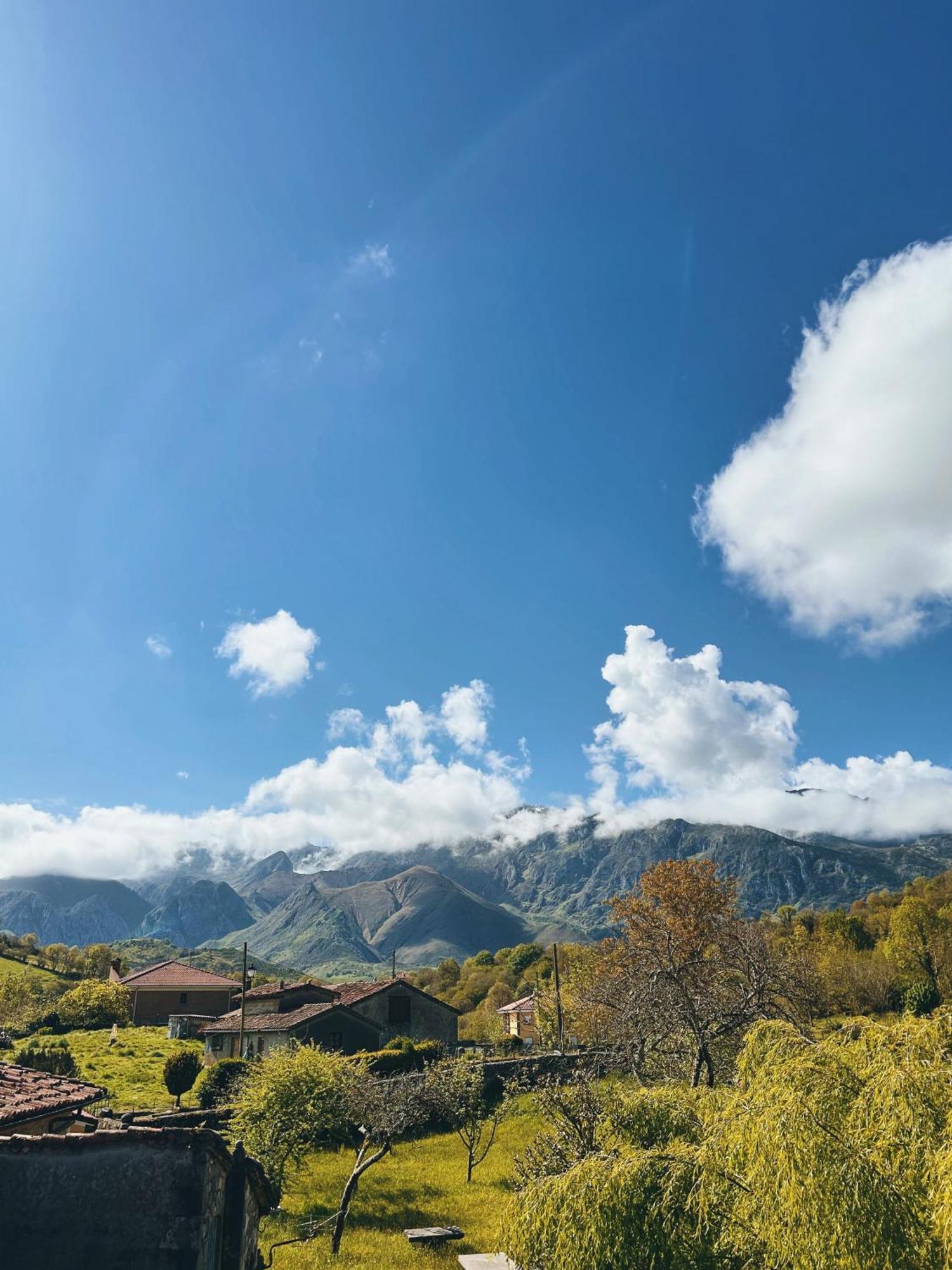 La Cabada Villa Ortiguero ภายนอก รูปภาพ